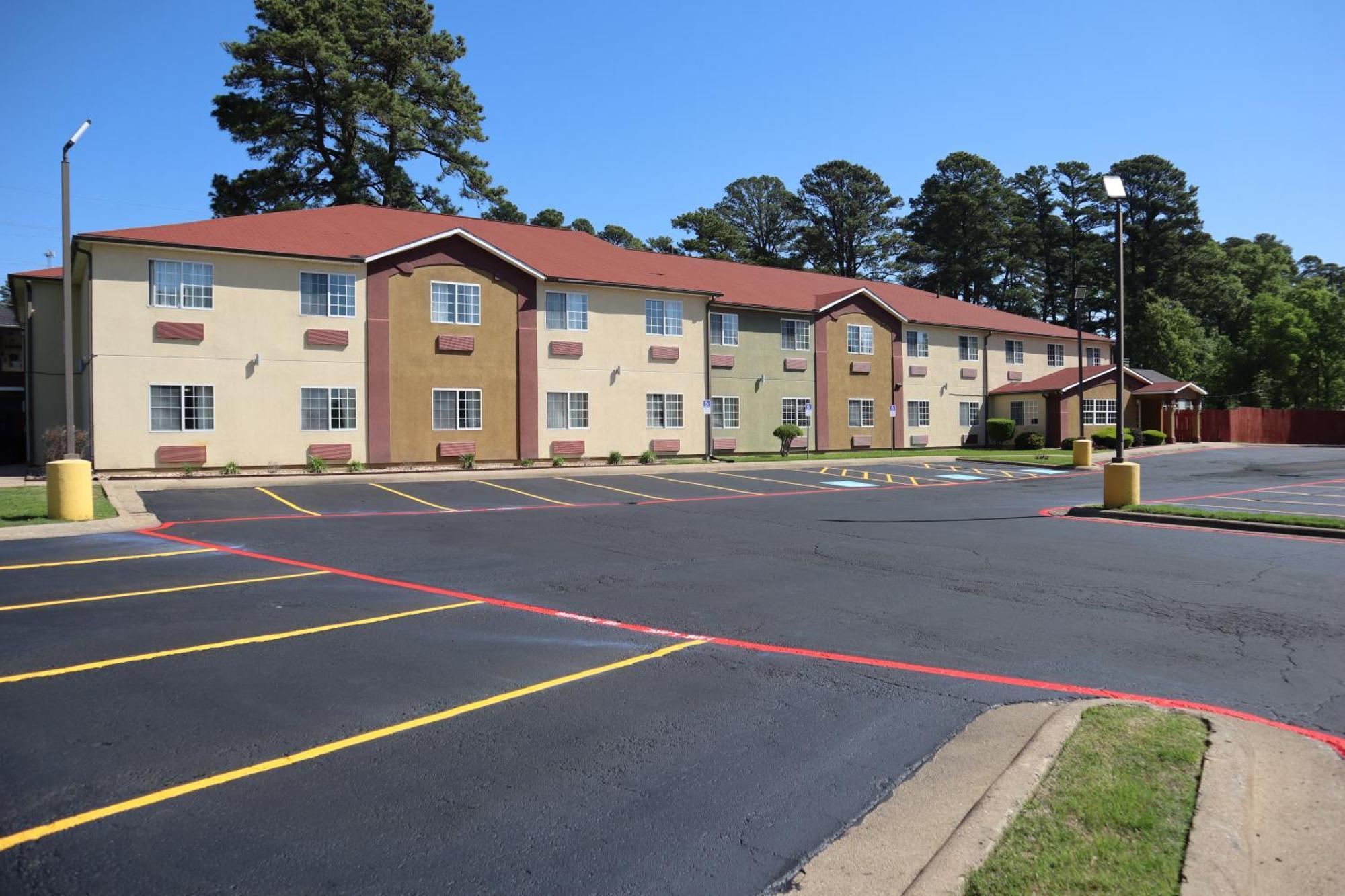 Hometown Inn & Suites Longview Exterior foto